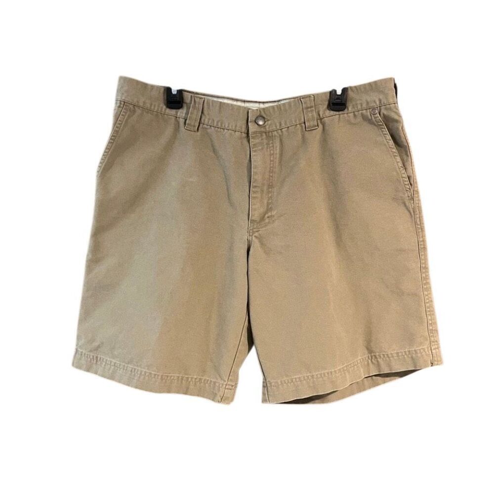 Columbia tan 100% cotton canvas flat front  tan shorts - 38